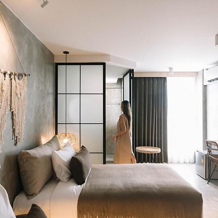 Glory Wabi Sabi Hotel 清迈古城荣耀侘寂酒店 Chiang Mai Extérieur photo